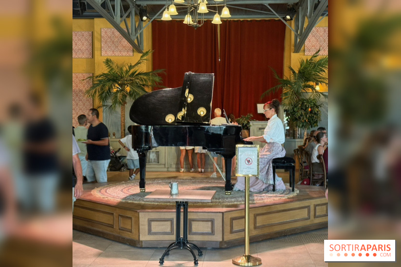 La pianiste de L'Orangerie au Puy du Fou