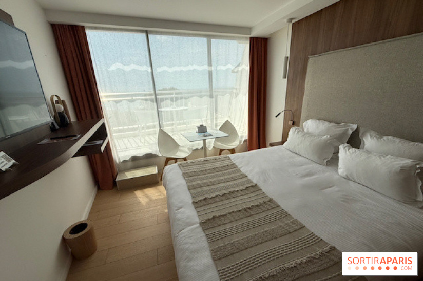 Une chambre double face à la Méditerranée