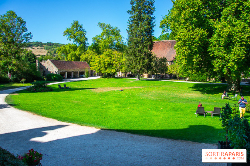 Le Château de Vault-de-Lugny, un écrin royal à deux heures de Paris