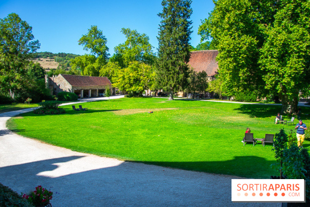 Le Château de Vault-de-Lugny, un écrin royal à deux heures de Paris