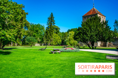 Le Château de Vault-de-Lugny, un écrin royal à deux heures de Paris