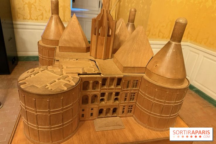Maquette en bois du château