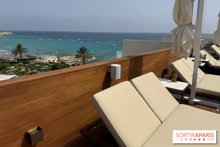 Villa Le Blanc Gran Meliá : bain de soleil du rooftop avec vue mer
