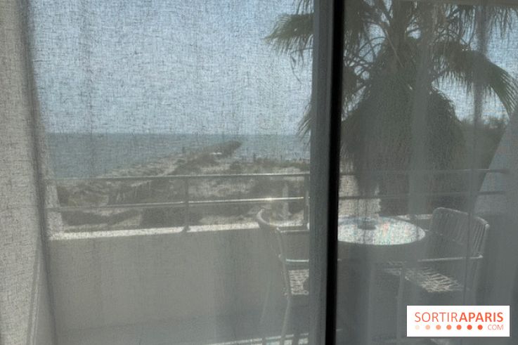 Première vue sur la Méditerranée depuis la chambre