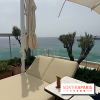 Villa Le Blanc Gran Meliá : bain de soleil avec vue sur la baie