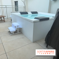 Le bain à remous du spa Le Cocon
