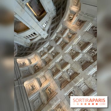 Décors sculptés de l’escalier
