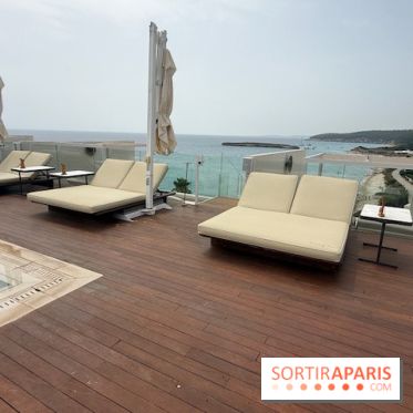 Villa Le Blanc Gran Meliá : bains de soleil du rooftop