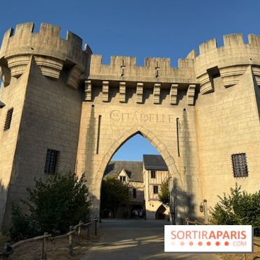 L'entrée de l'hôtel La Citadelle