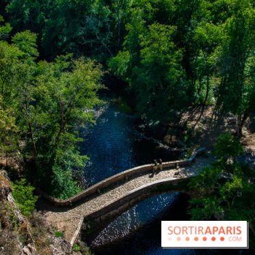 Le Château de Vault-de-Lugny - excursions dans la région
