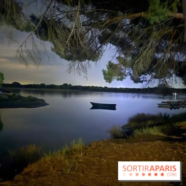 L’étang du Ponant de nuit à La Grande-Motte