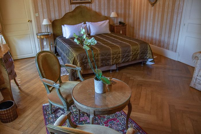 Le Château de Vault-de-Lugny, un écrin royal à deux heures de Paris